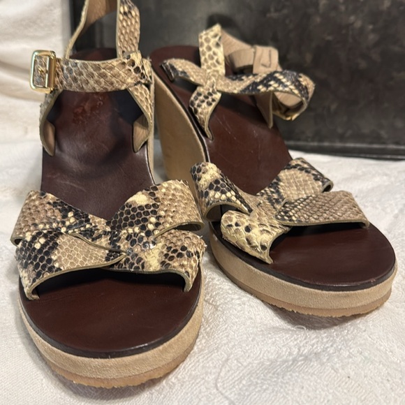 APC Snakeskin Python Juliette Sandals Wedges Suede Heels SZ 38 Rue Madame Paris - Picture 9 of 9